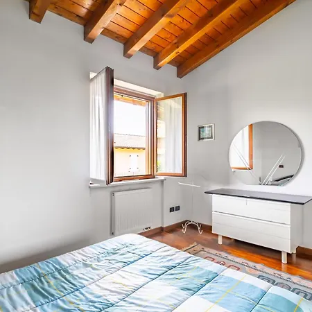 Apartament Valtenesi - Pool - By Host4u *